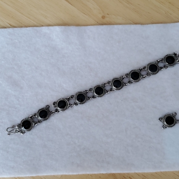 Blank Onyx Silver Bracelet - Picture 1 of 3